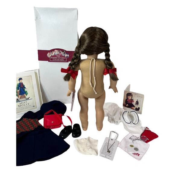 American Girl Molly Doll Pleasant Company 1986 In Meet Outfit & Accessories Box - Picture 5 of 16